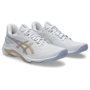Asics - 1052A083 - NETBURNER BALLISTIC FF 4 - 102 WHITE/CHAMPAGNE - ženski copat 2026
